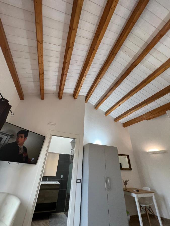L'Angelo Bianco 2 Apartman Pula Kültér fotó